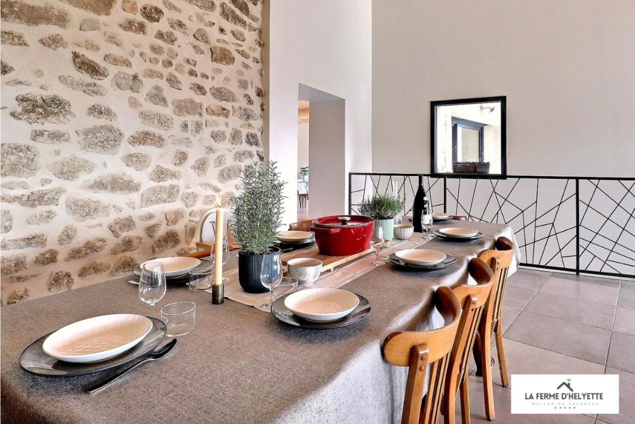 Villa La Ferme D' Helyette Toulaud Esterno foto